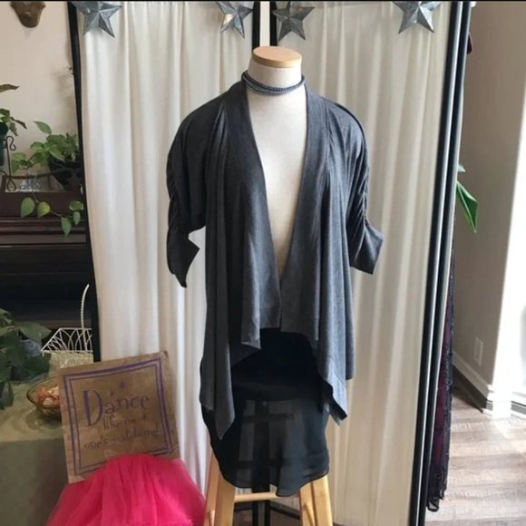 Cardigan Wrap Light Long Grey (size approximate) - Picture 1 of 6